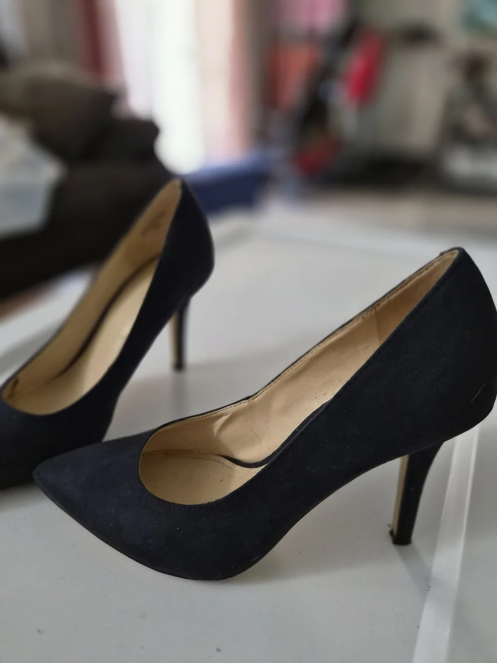 Nine West Black Pointed-Toe Suede Pumps